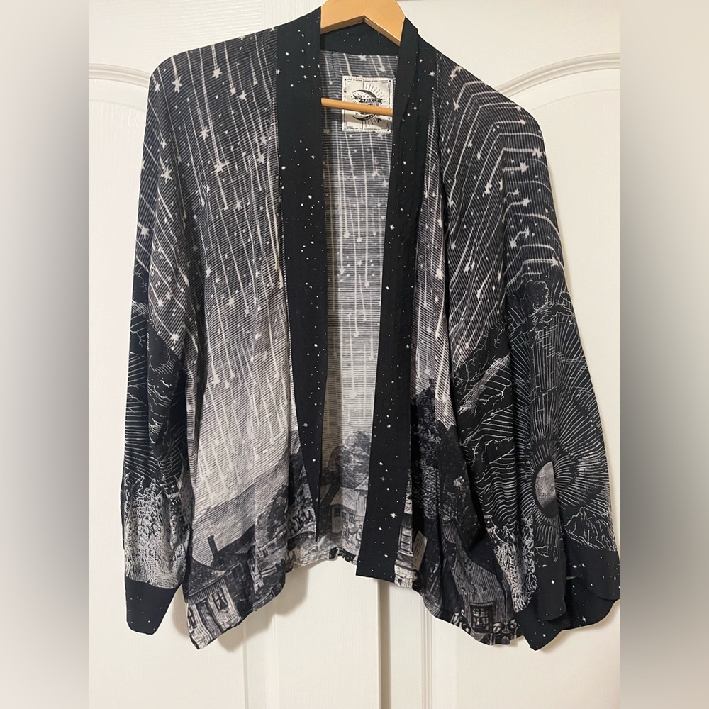 Market of Stars Black and White Sweater (2) - (matching pants labeled (2))